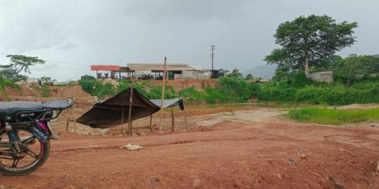 Tres mineros murieron tras inhalar gases tóxicos en mina de oro de Bolívar