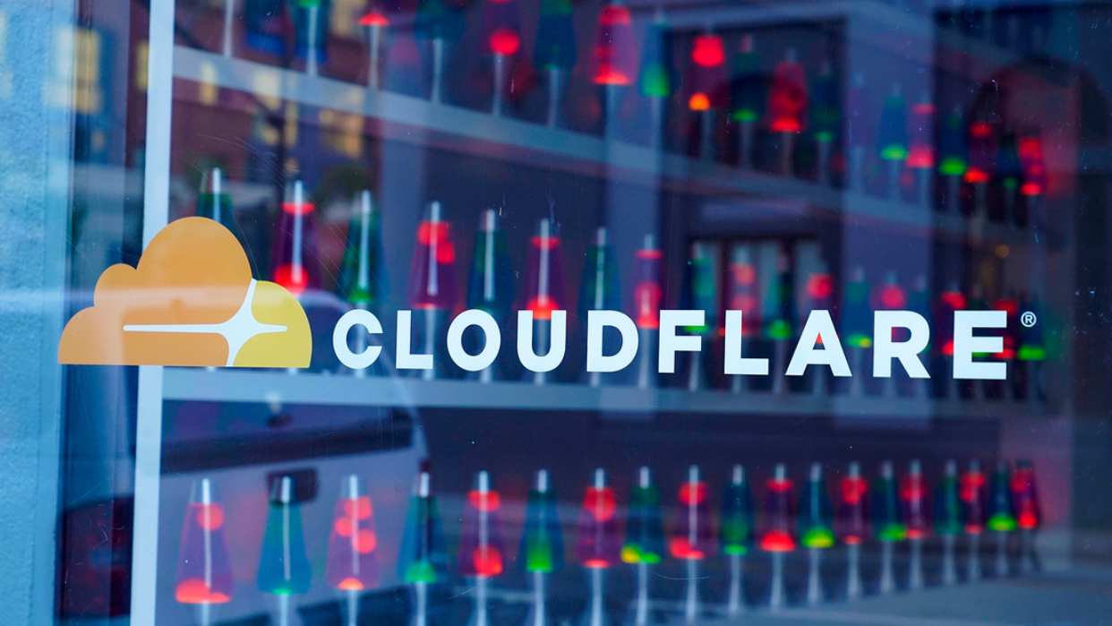 Mantenimiento de Cloudflare generó fallas de conexión global