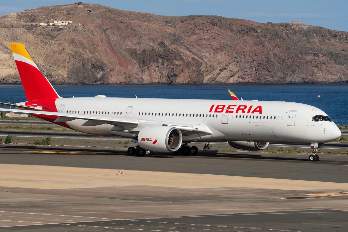 Iberia suspendió todas sus operaciones en el país hasta fin de año