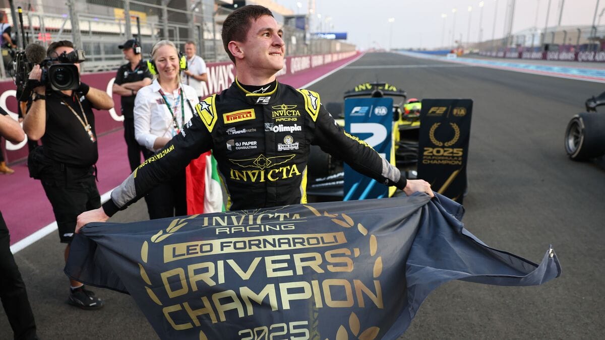Leonardo Fornaroli se llevó el título de la Fórmula 2 en Qatar