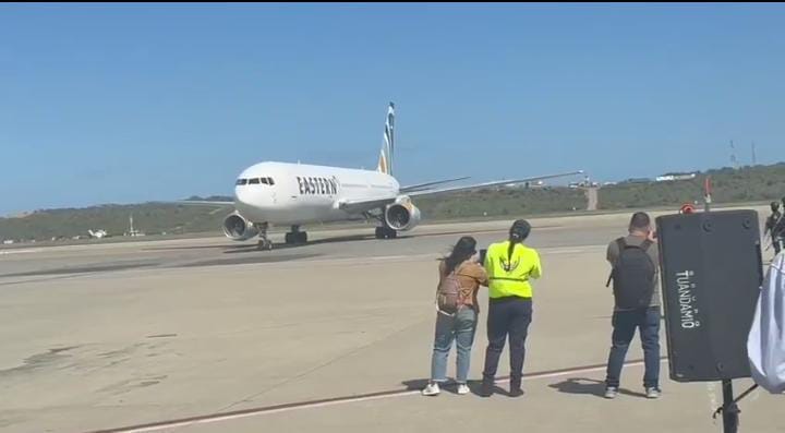 Primer vuelo de repatriados de EE.UU. arribó al país tras ataque en Caracas