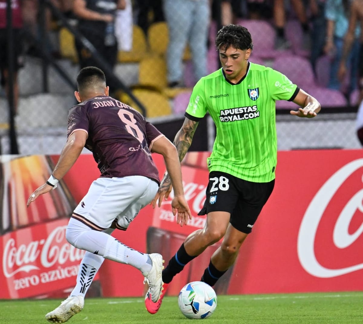 Huachipato fue sancionado por caso de xenofobia contra futbolistas venezolanos en Chile