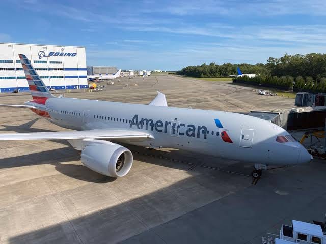 American Airlines recibió permiso para retomar rutas aéreas entre Estados Unidos y Venezuela