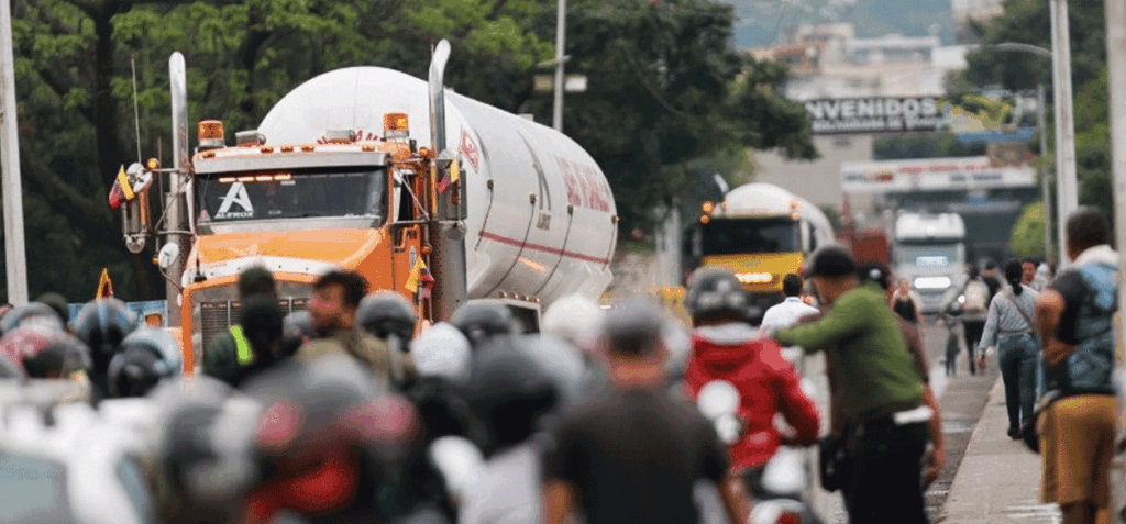 Venezuela inició exportación de gas butano hacia Colombia