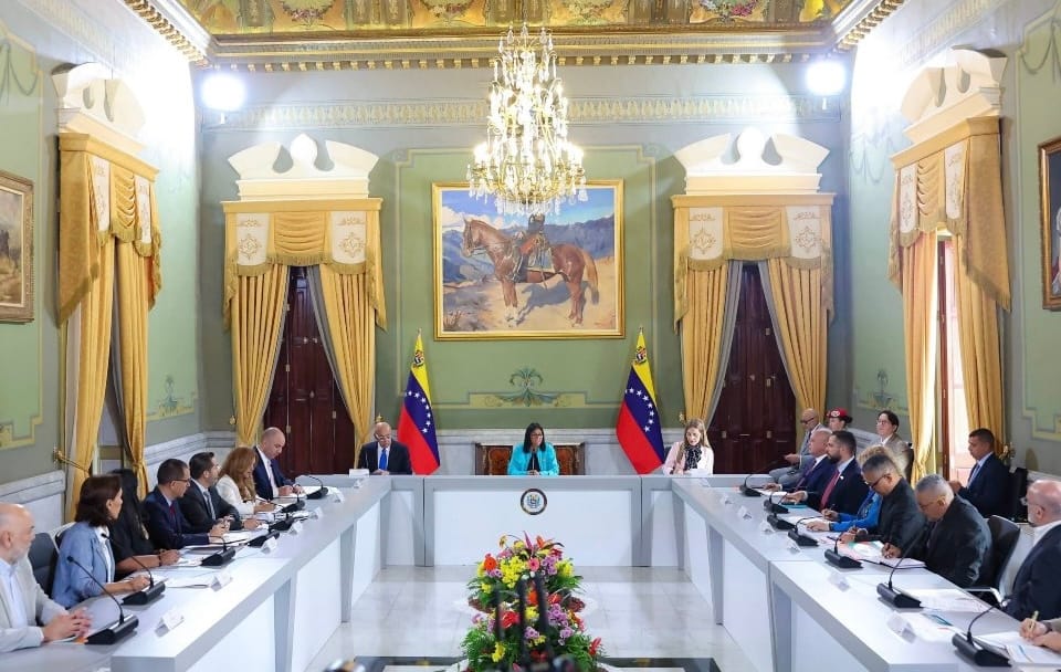 Instalan comisión para consulta nacional sobre la reforma de la justicia penal en Venezuela