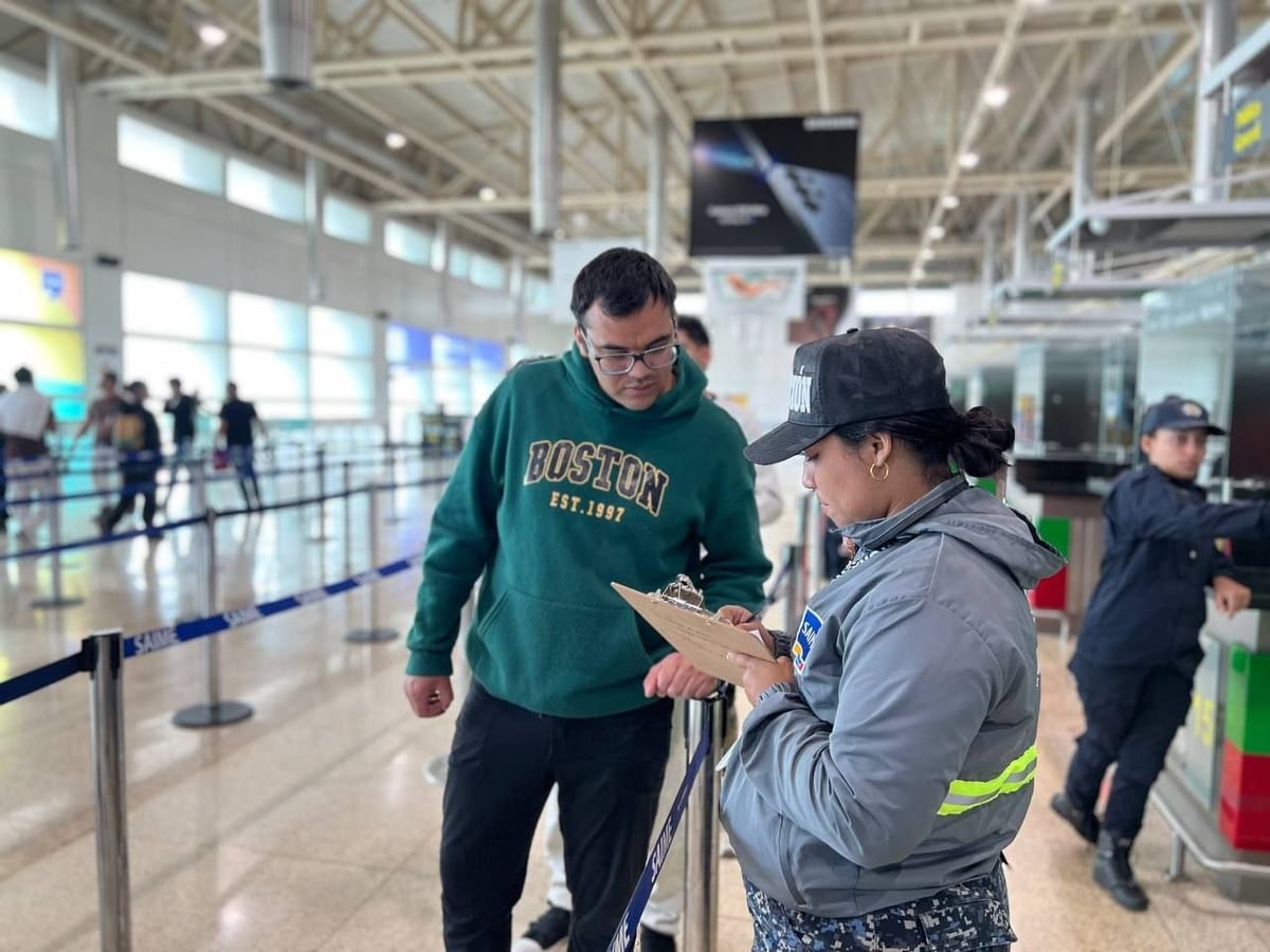 316 venezolanos retornaron al país en un vuelo desde Estados Unidos