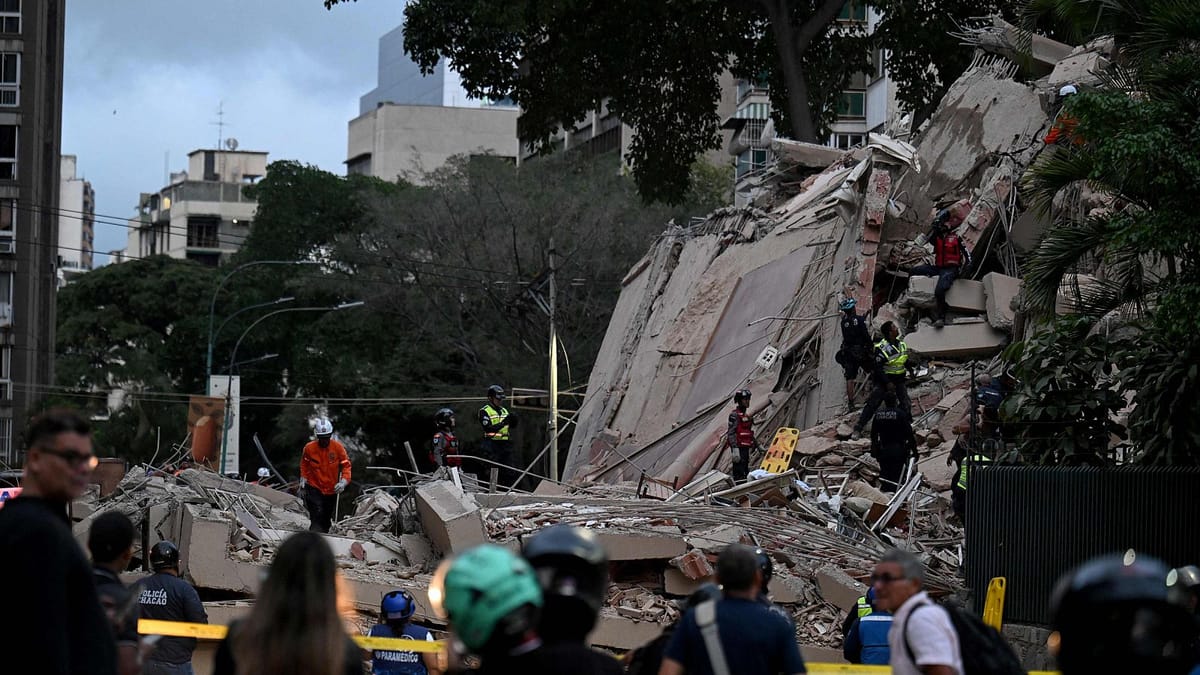 Alcaldía de Chacao activa operativo tras colapso de edificios: 18 personas han sido rescatadas
