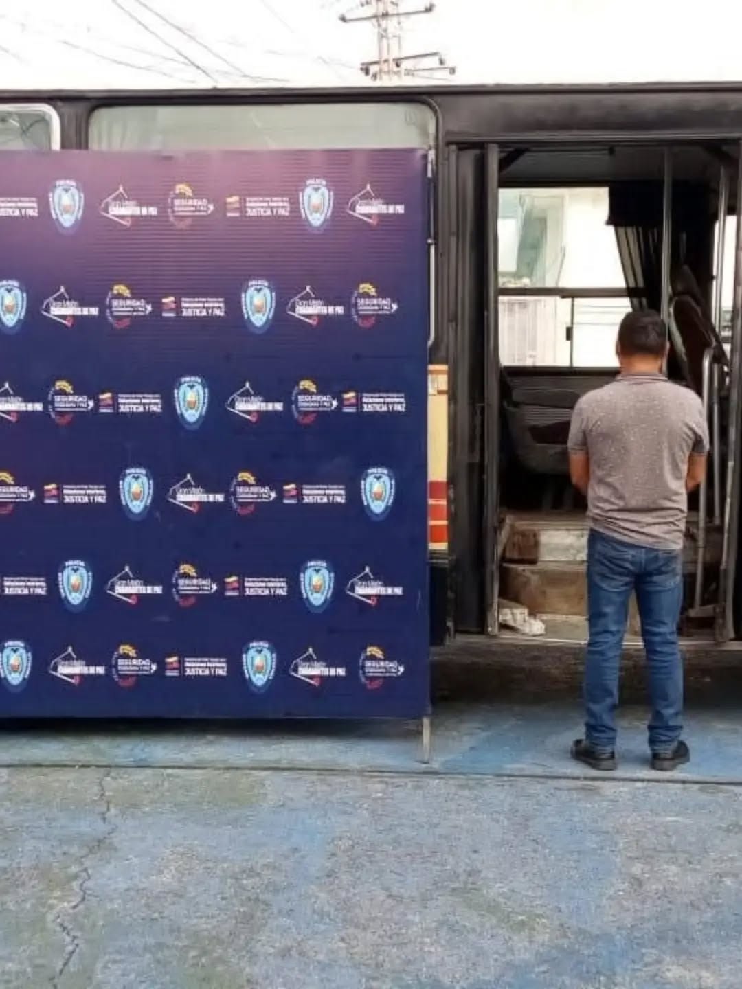 Detuvieron a un chofer en Trujillo por agredir a un hombre con discapacidad