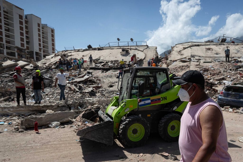 Nuevo balance: 2.645 muertos y 12.666 se han contabilizado por los terremotos en Venezuela