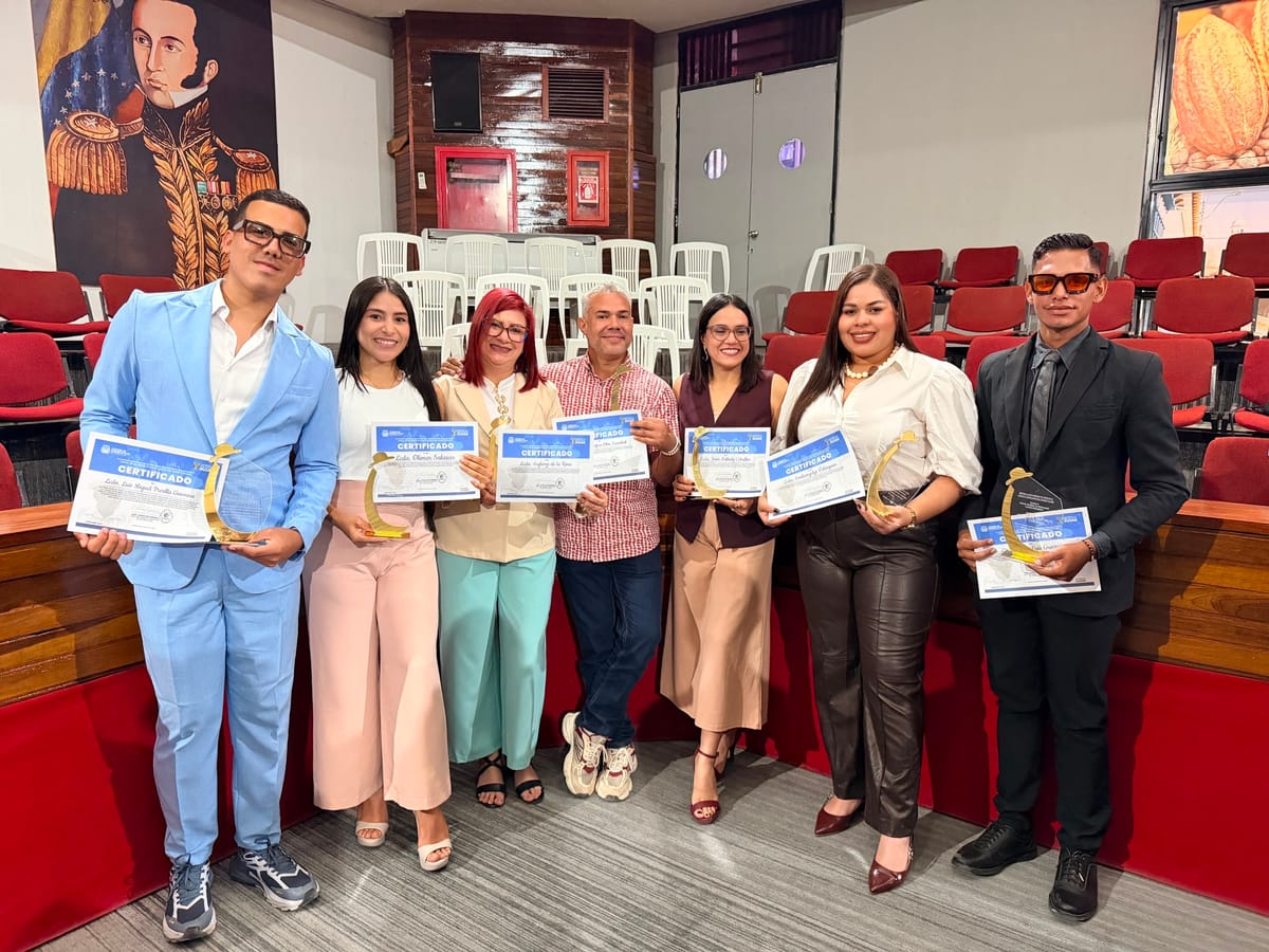 SUCRE | Comunicadores sucrenses recibieron el Premio Regional de Periodismo «Lázaro Hernández»