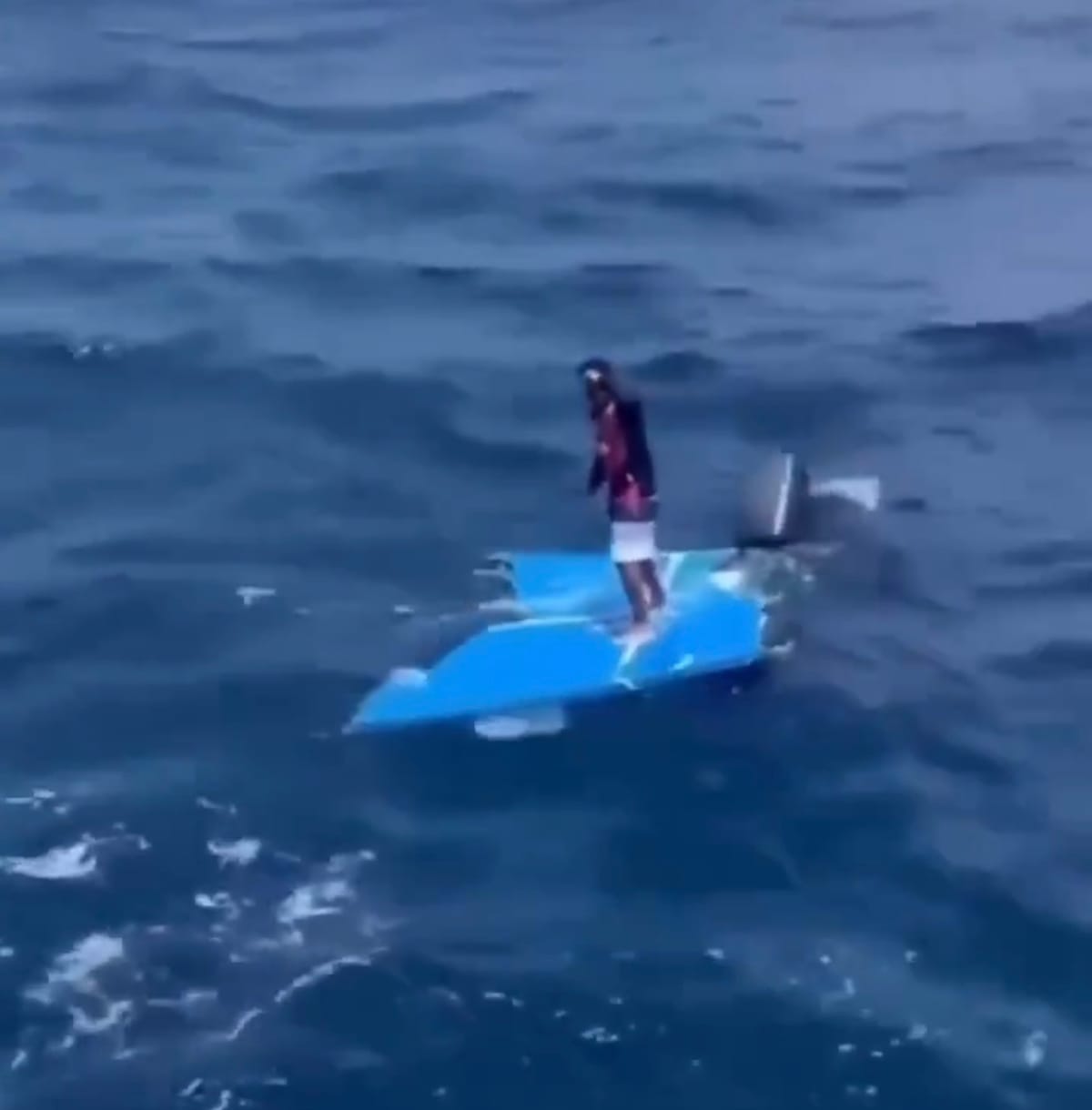 Pescador margariteño sobrevive cinco días a la deriva tras naufragio de una embarcación