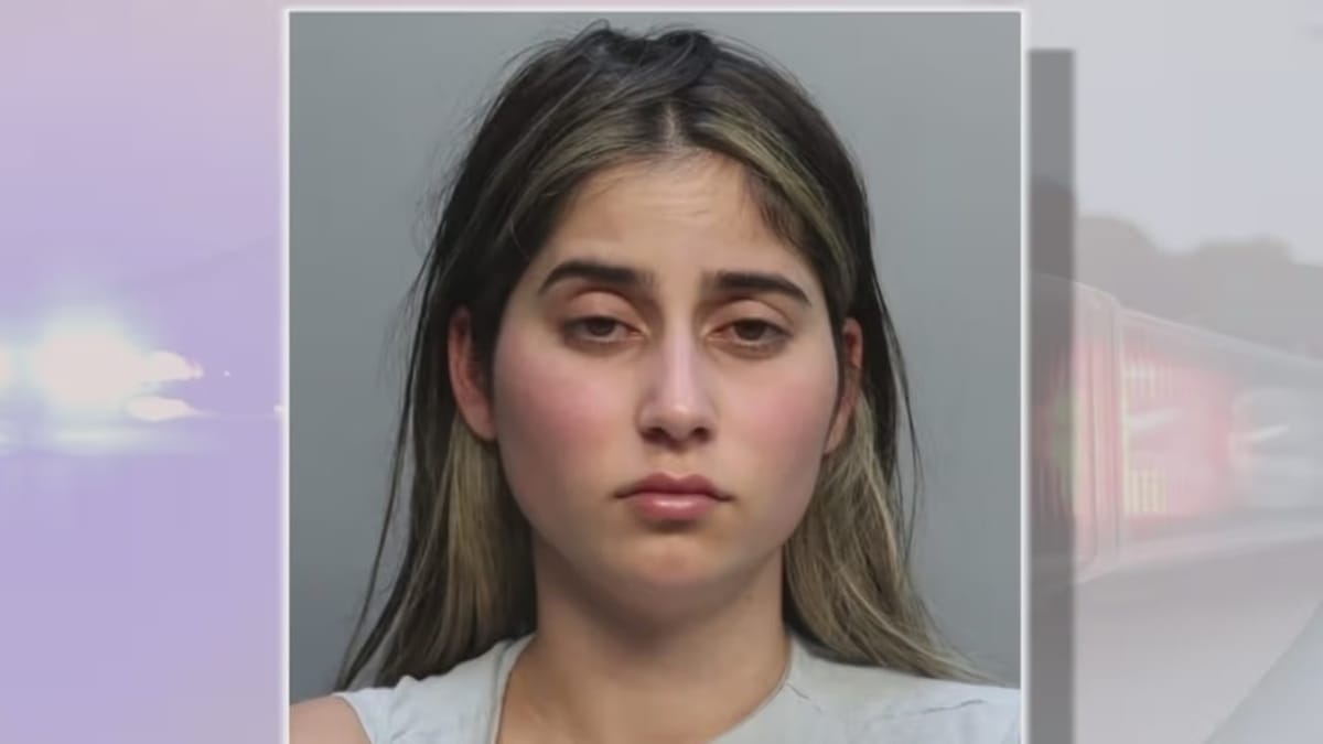 Madre fue detenida por provocar un incendio en su casa y quemar a sus hijas con cera en Florida