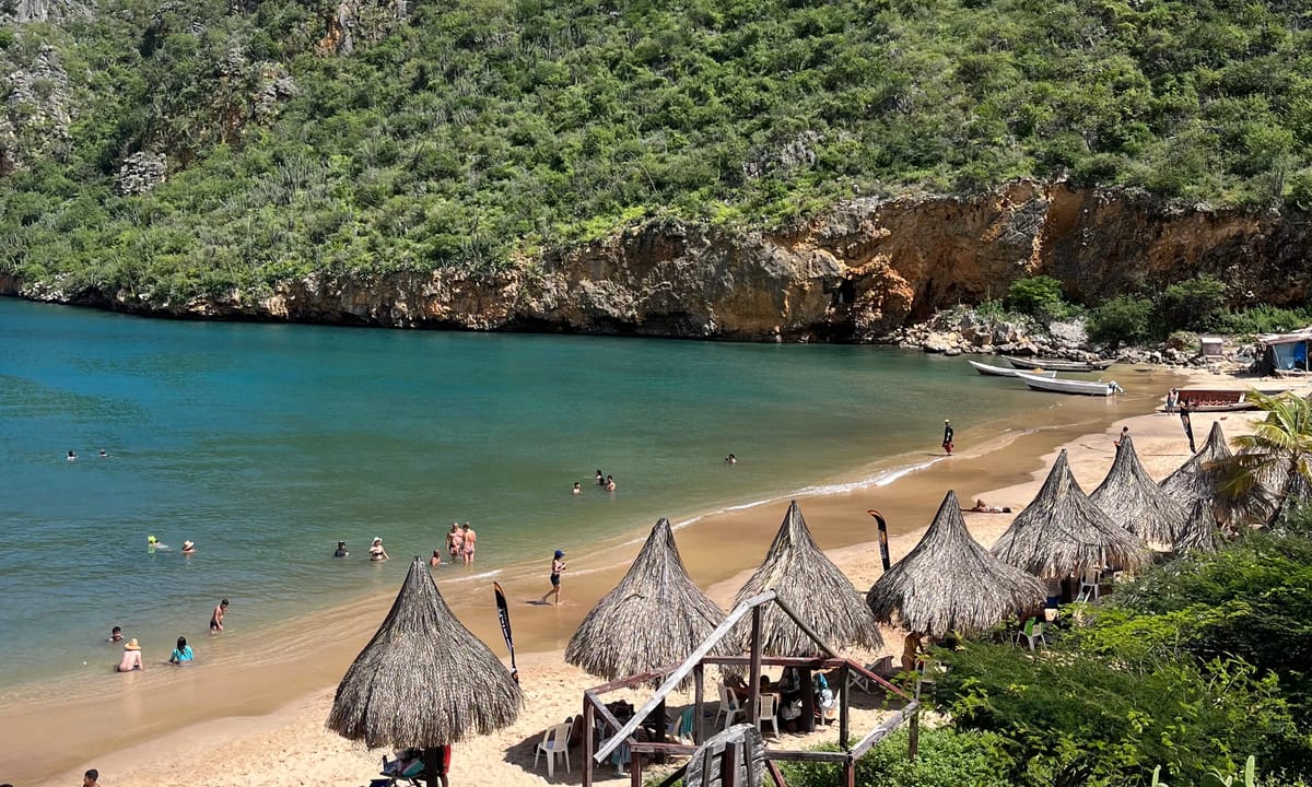 SUCRE | Prohibirán ingreso de mascotas y equipos de sonido a playas de Mochima a partir de diciembre