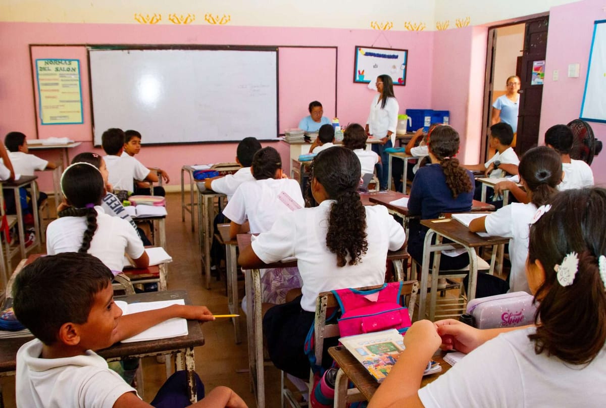 Maestros exigieron mejores salarios y escuelas rehabilitadas de cara al nuevo año escolar