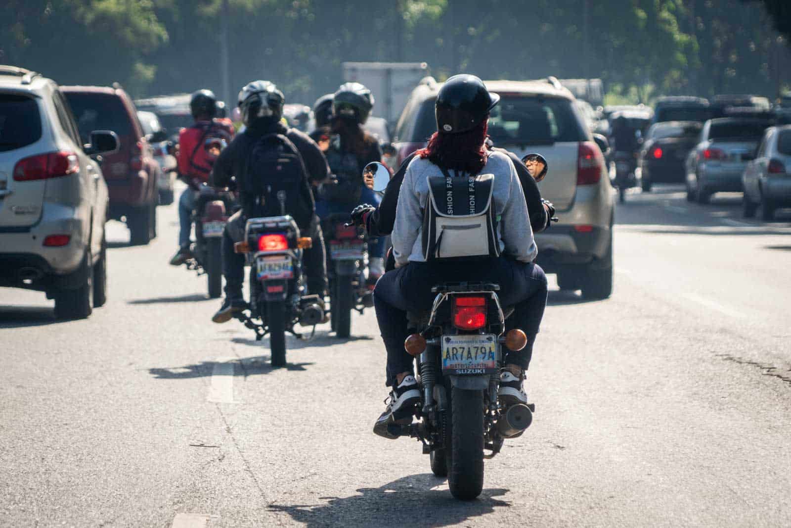 SUCRE | Al menos 1.400 multas fueron aplicadas a motorizados en Sucre durante el último mes
