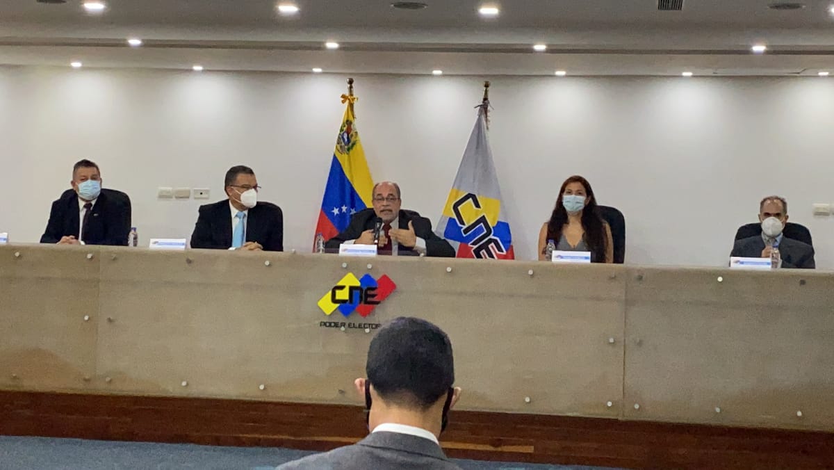 CNE habilitó a la MUD y otras 19 organizaciones políticas