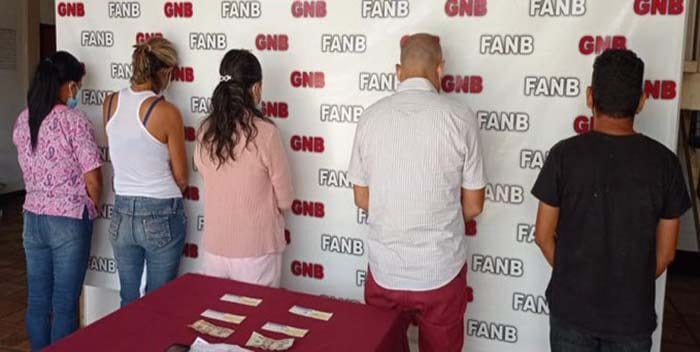 Detuvieron a cinco personas en Lara por vender cupos de vacunación