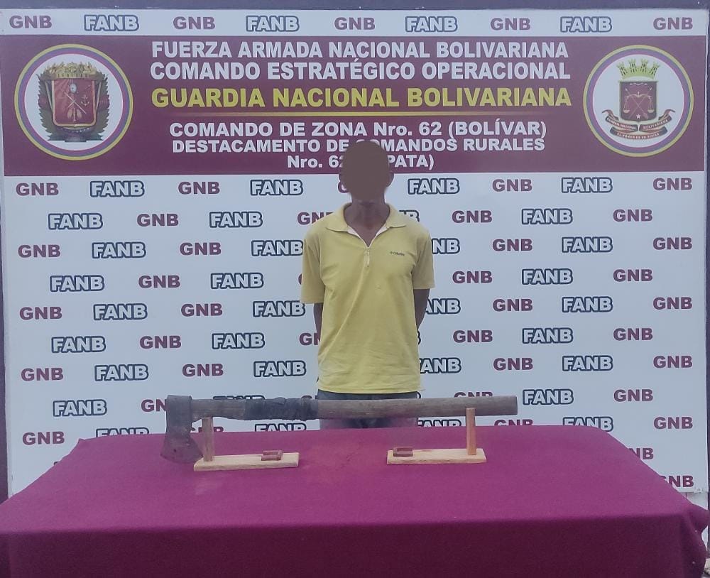 Aprehendieron a un hombre por el asesinato de su pareja e hijastra