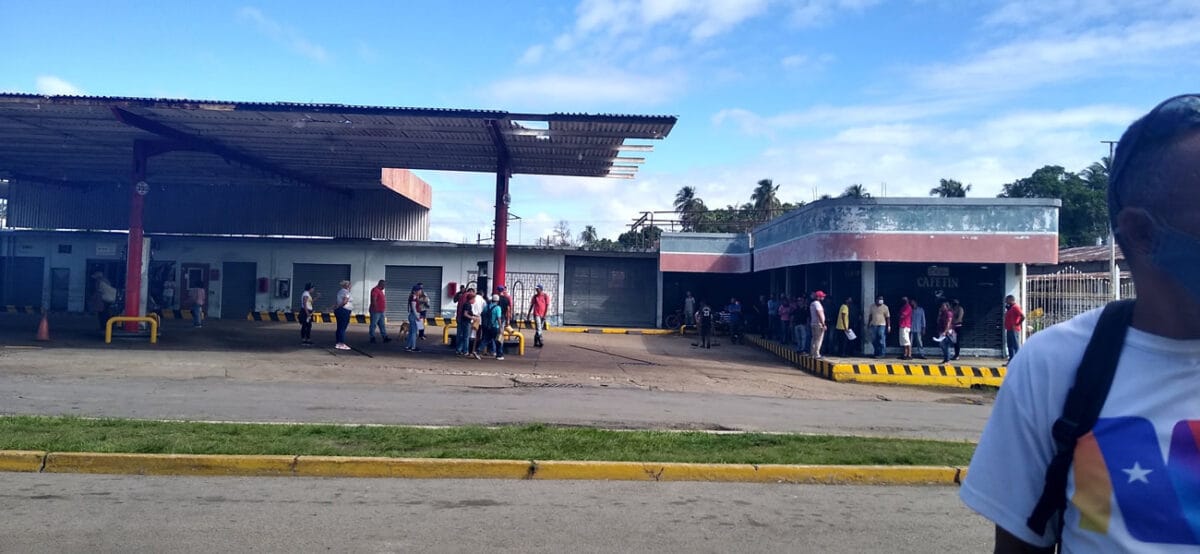Habitantes de Temblador denunciaron tener dos semanas sin surtir gasolina