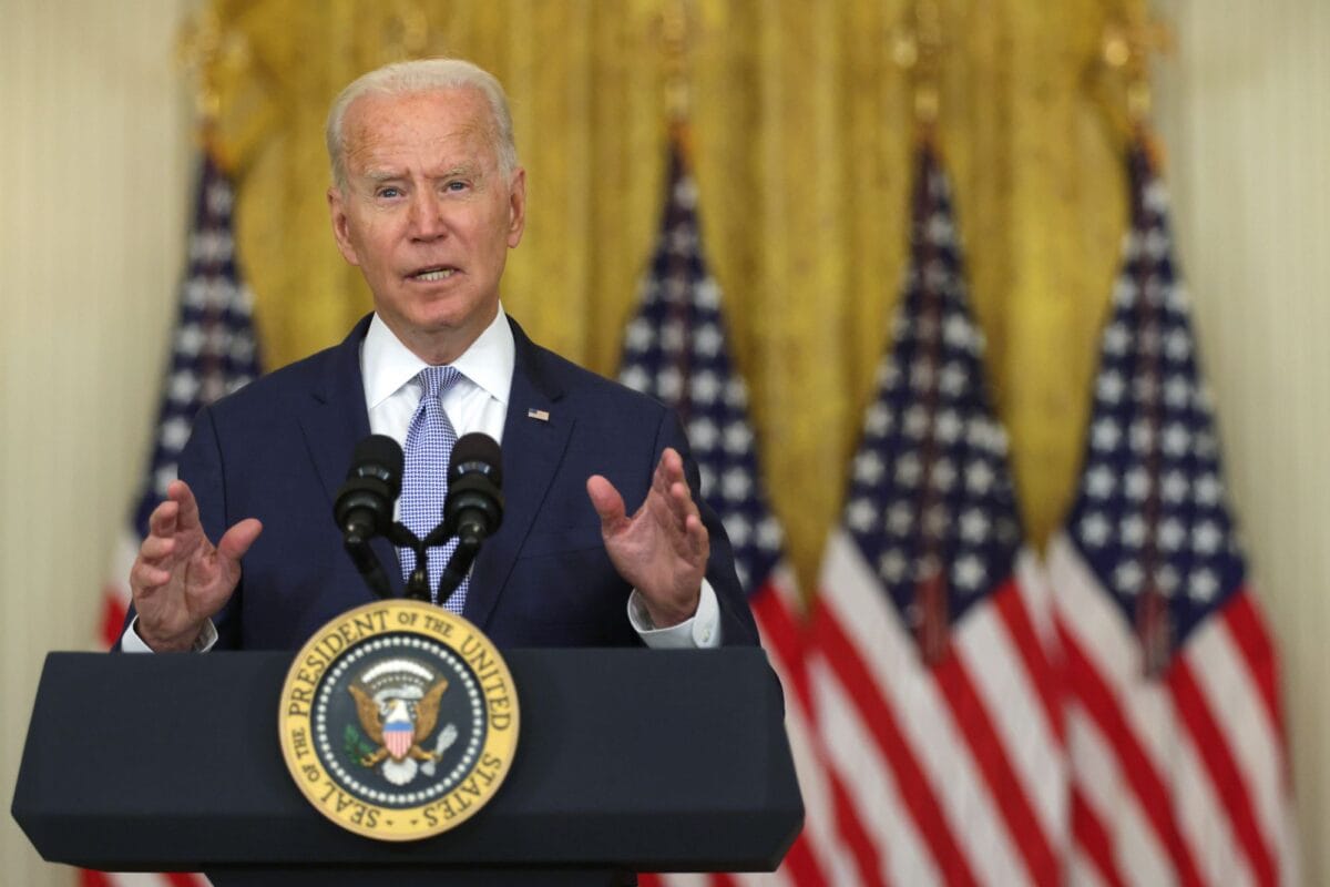 Biden donará 400 millones de mascarillas N95 en los a los diferentes estados del país