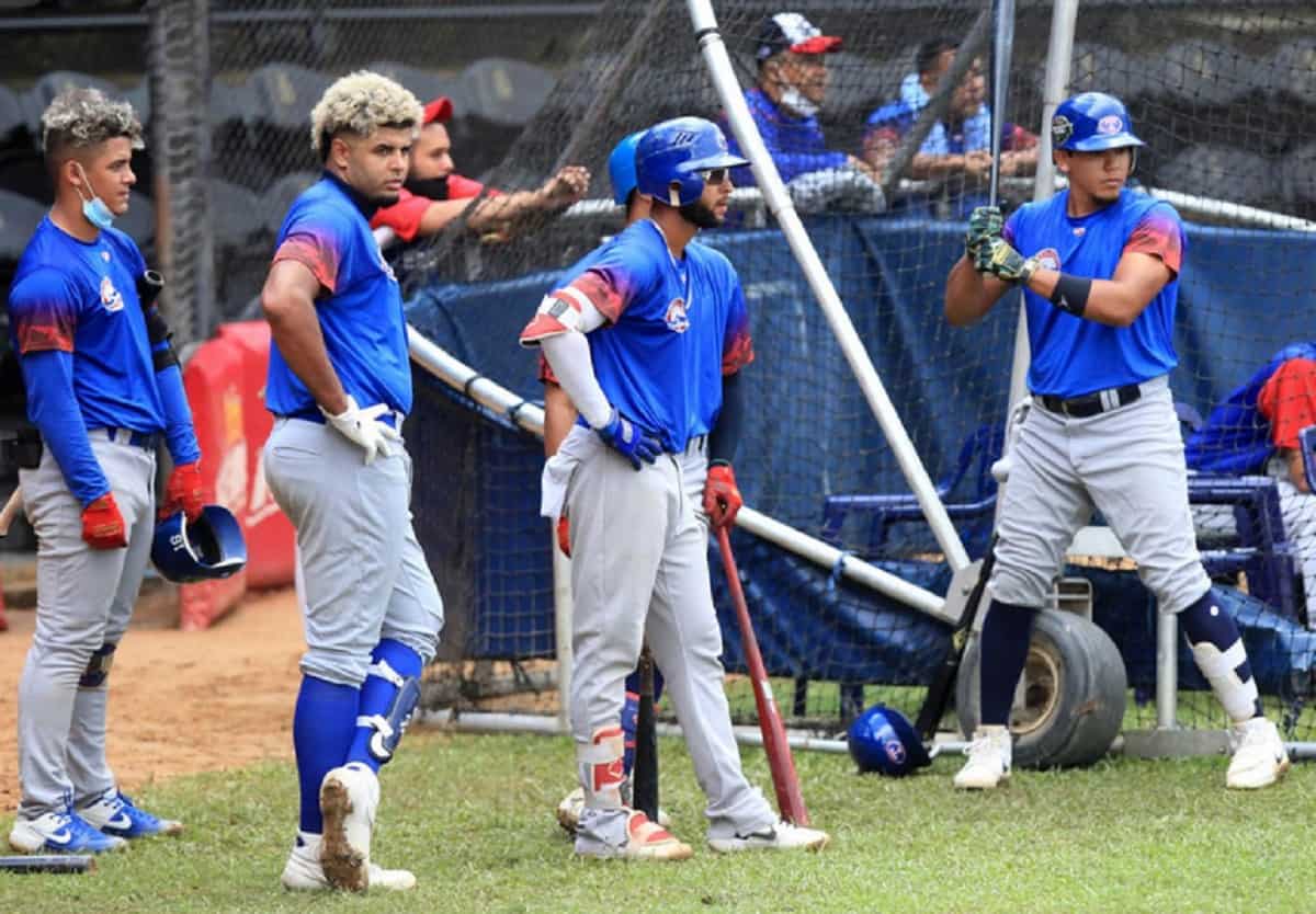 ¡Tiburones, Pa' Encima! El equipo escualo iniciará sus entrenamientos el 11 de octubre