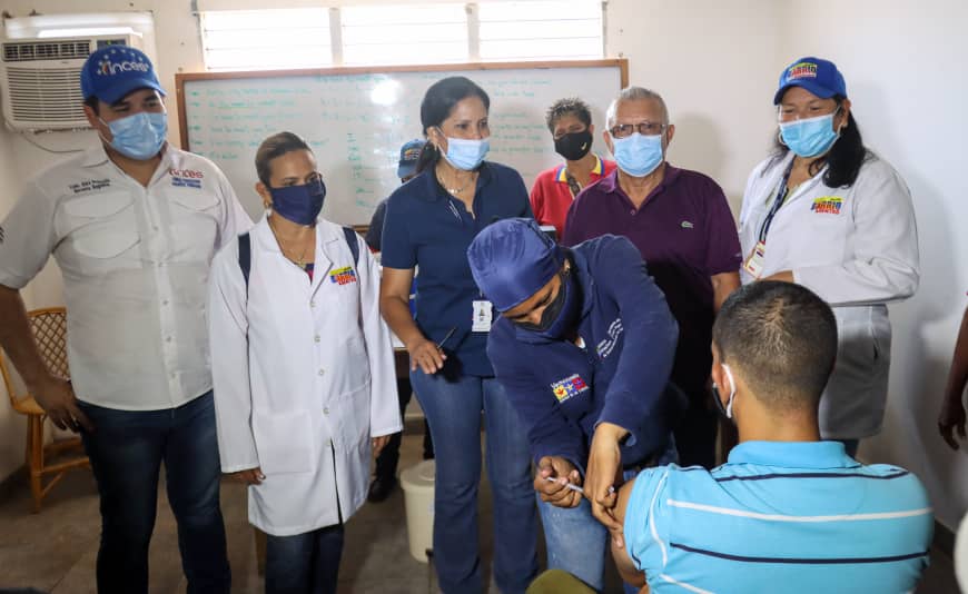 Inaugurado centro de vacunación contra el Covid-19 en Juangriego