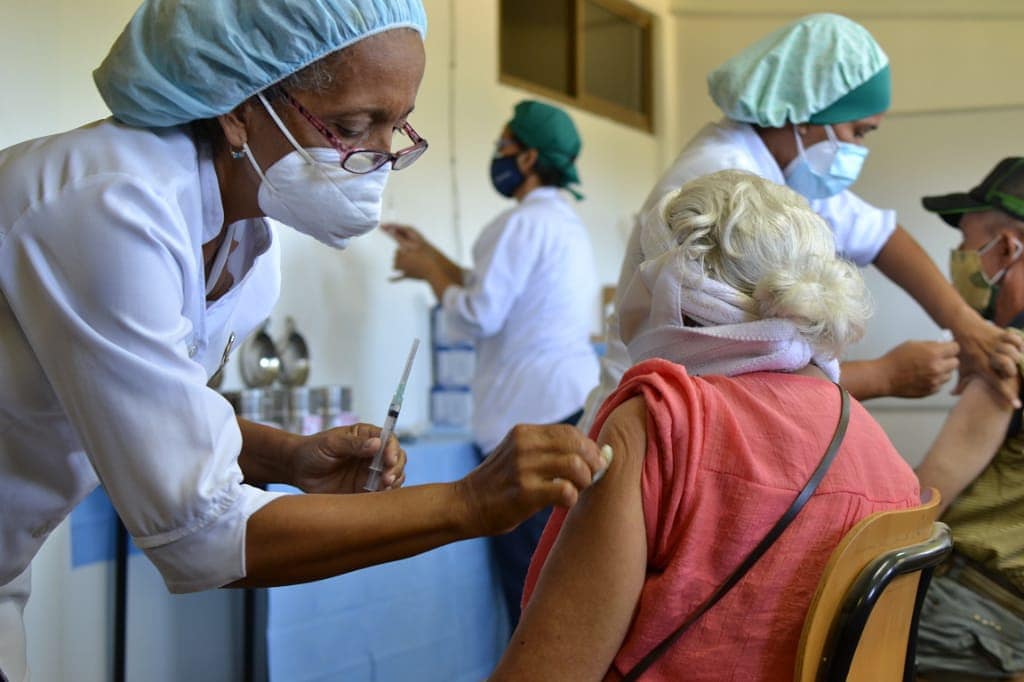 28 puntos de vacunación fijos y móviles se encuentran activos en el estado Sucre