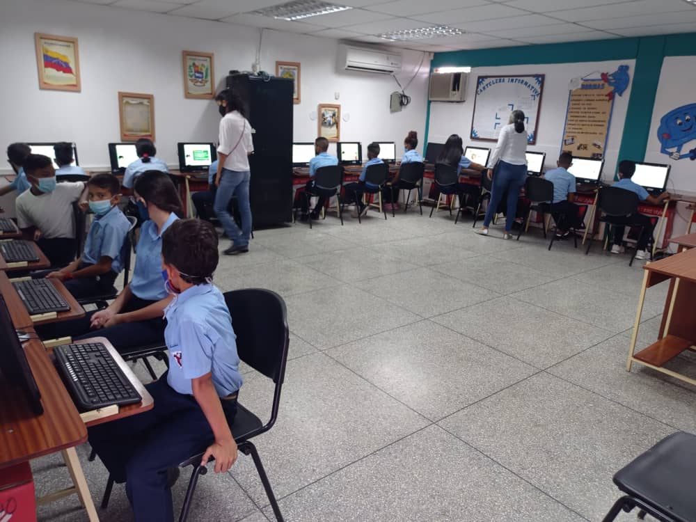 Fetrasined: Solo 30% de las instituciones educativas están operativas en clases presenciales