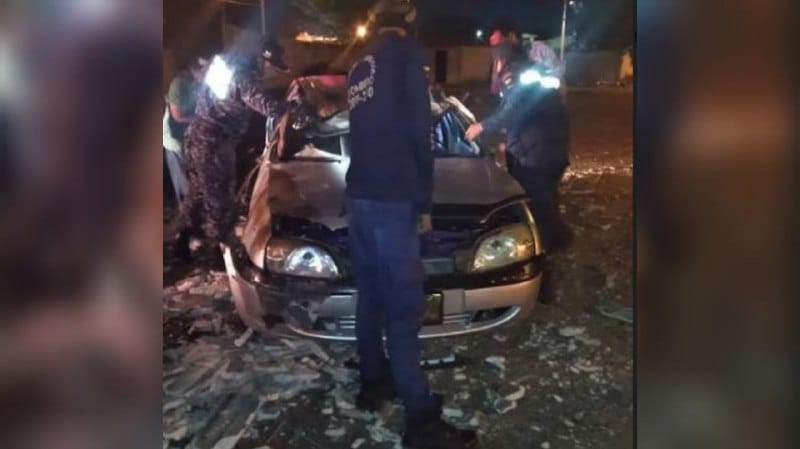 Un muerto y un herido dejó colisión de un auto contra una pared en Portuguesa