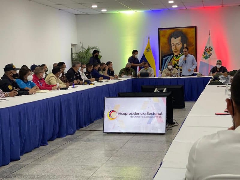 Vicepresidencia de Obras Públicas y servicios se desplegó en Sucre