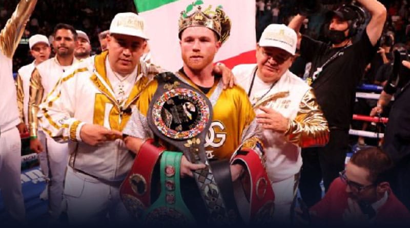 Canelo Álvarez se convierte en campeón absoluto Supermediano y hace historia