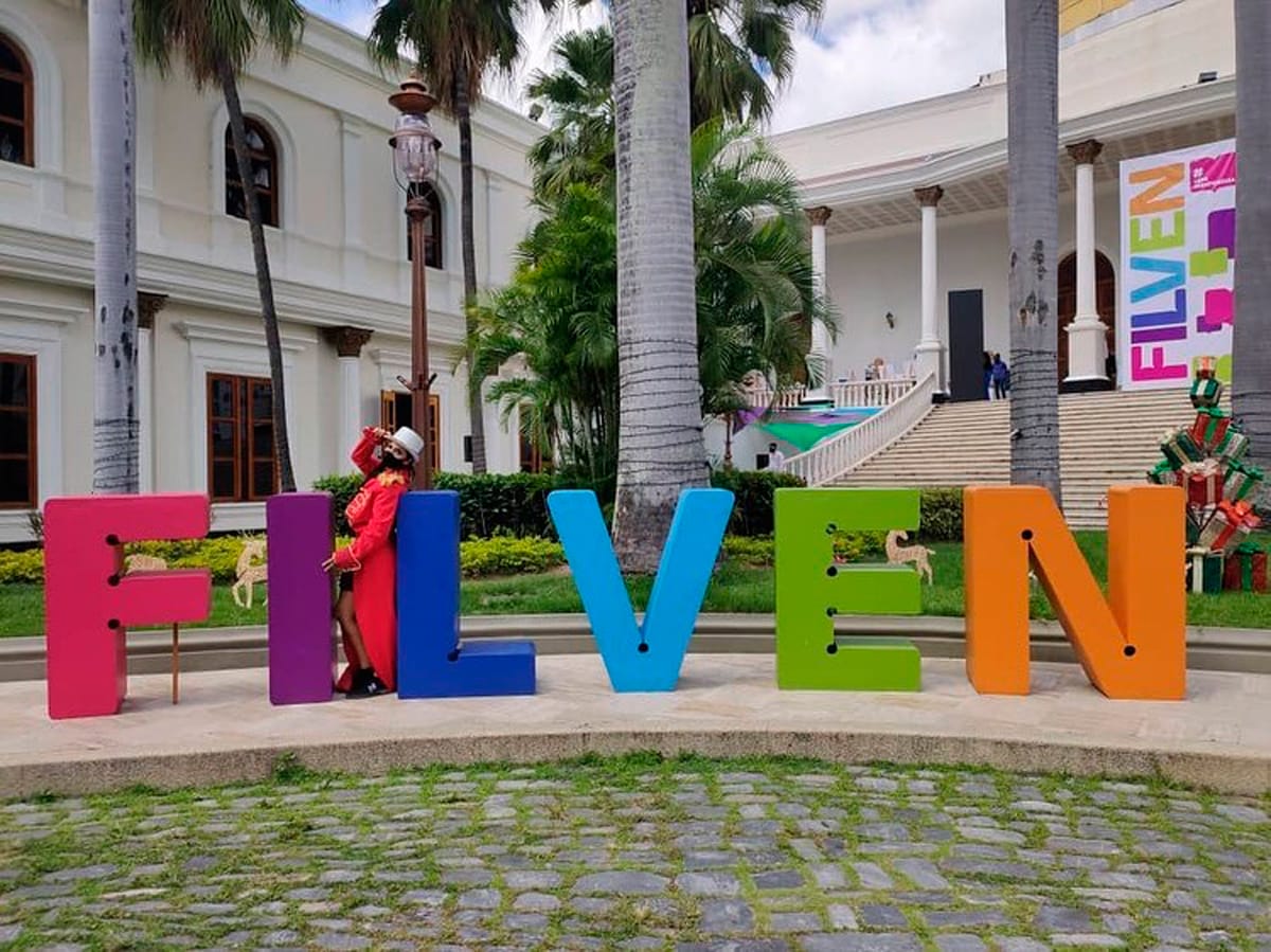 Gobierno inauguró XVII Feria Internacional del Libro