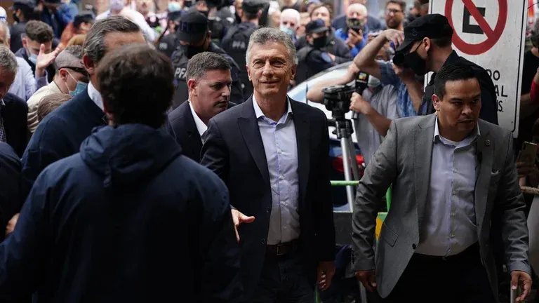 Mauricio Macri: Fue procesado por espionaje a familiares del ARA San Juan