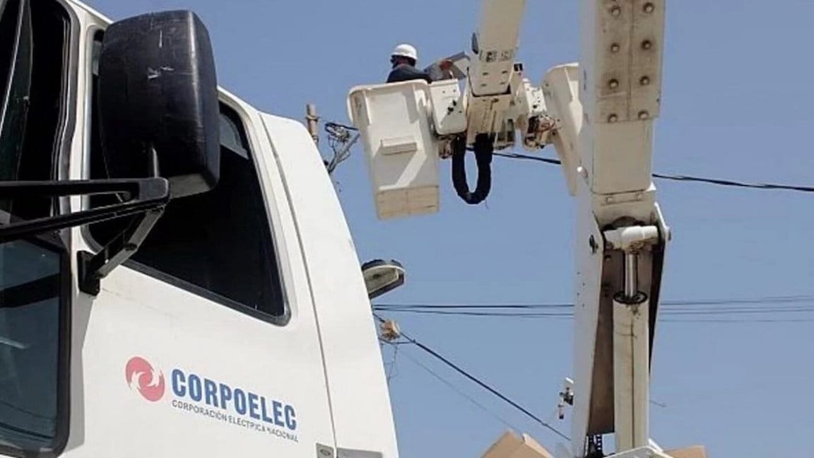 Liniero de Corpelec muere al caer de una torre mientras realizaba labores