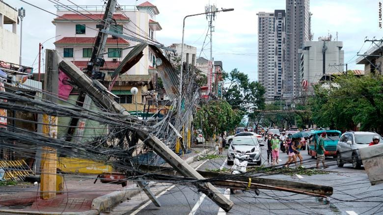 Tifón Rai en Filipinas dejó más de 370 muertos en Filipinas