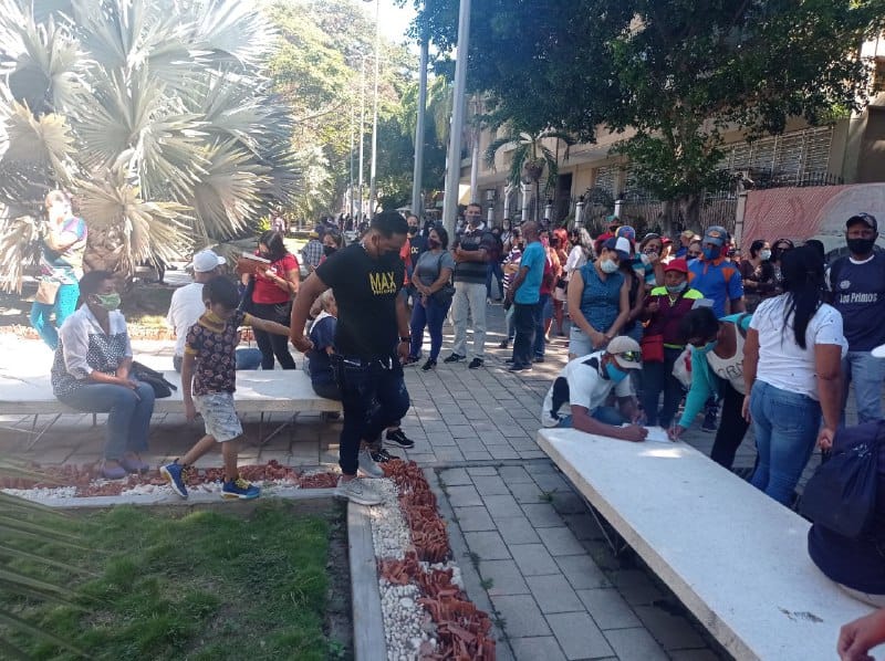 Sucre | 5 mil 550 familias rechazan la intención del gobierno de no construir las viviendas prometidas