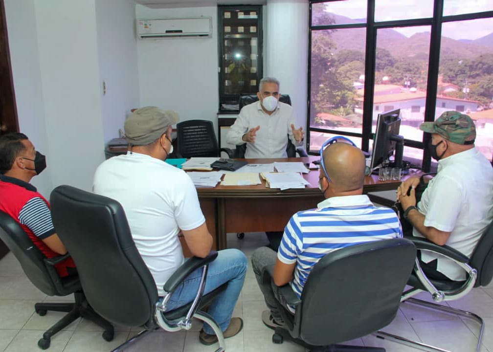 Nueva Esparta | Sindicatos de construcción coordinan trabajo con el Ejecutivo Regional