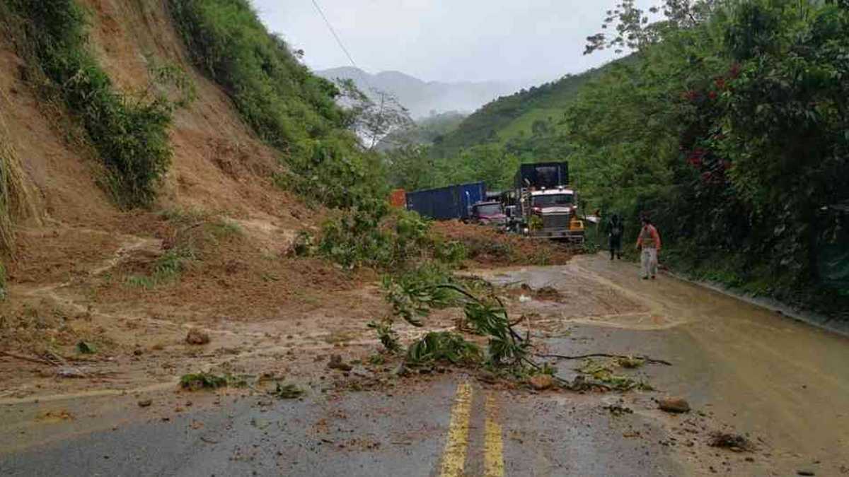 Aproximadamente 10 viviendas se vieron afectadas ante las fuertes lluvias en Catia
