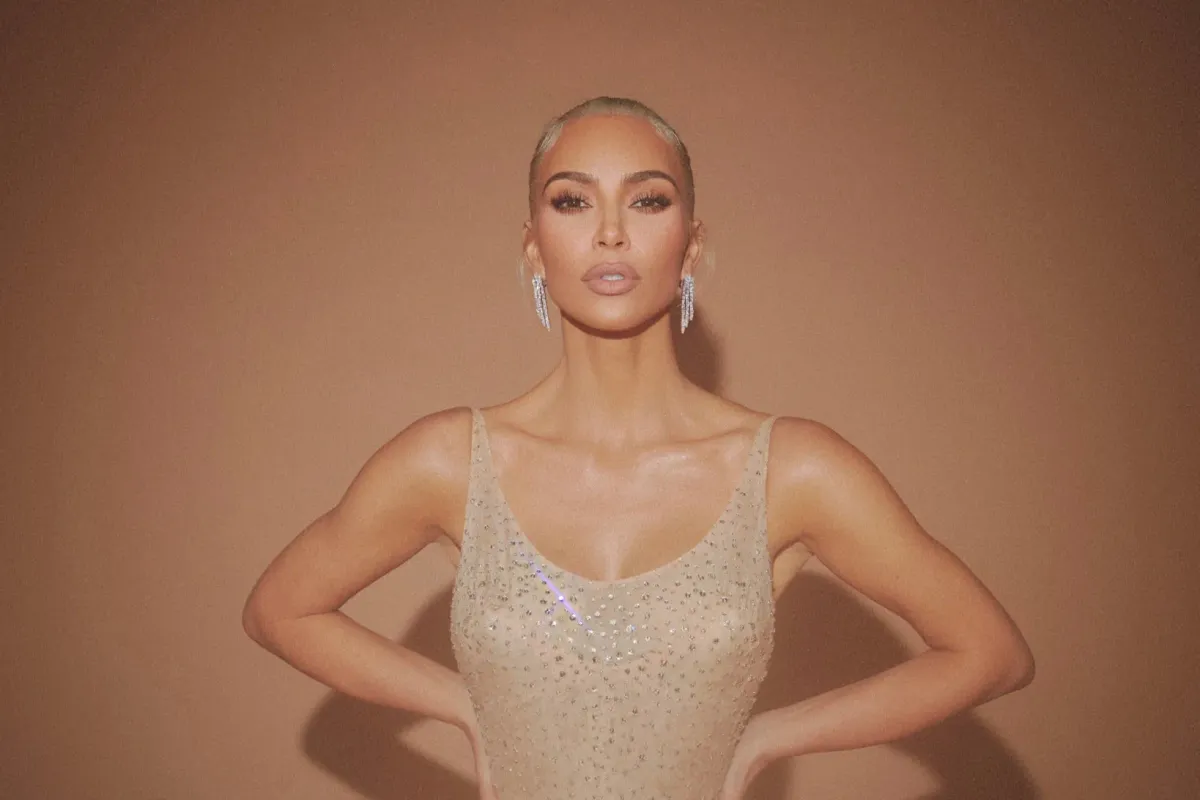 Acusaron a Kim Kardashian de causarles  «daños significativos» al vestido de Marilyn Monroe 