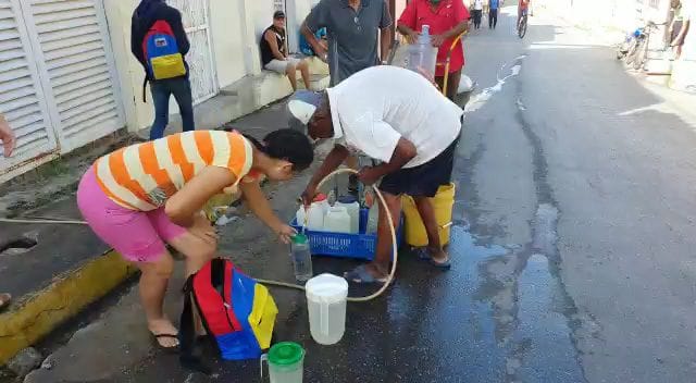 Habitantes de Cumaná denunciaron que "más es el tiempo que no hay agua"