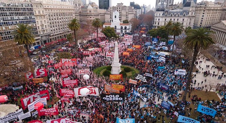 Argentinos protestaron en contra del gobierno de Alberto Fernández