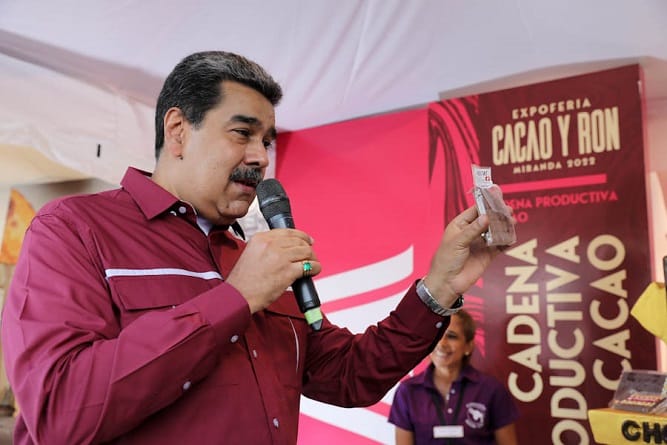 Maduro anunció la exoneración de impuestos y aranceles la exportación de cacao