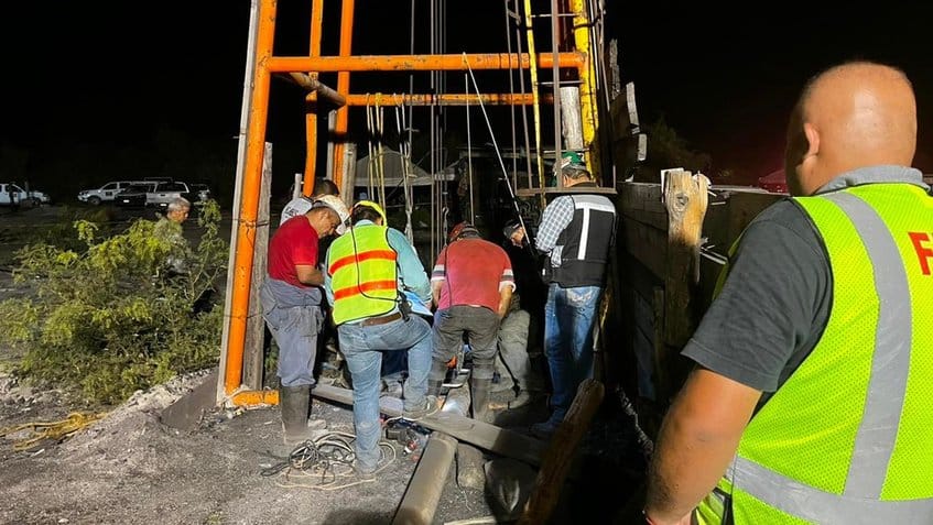 10 mineros quedaron atrapados en una mina carbón en México