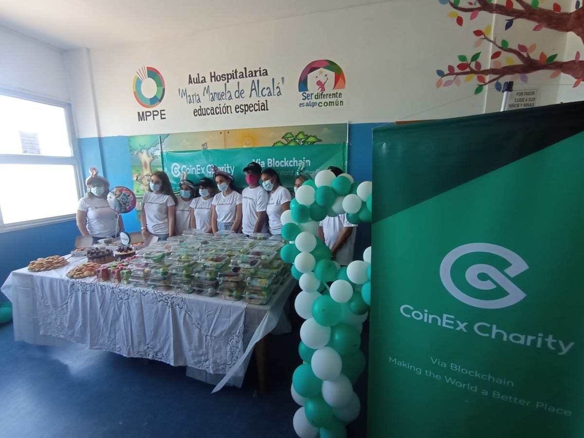 CoinEx Charity brindó un día de alegrías a los niños de pediatría en el Hospital de Cumaná