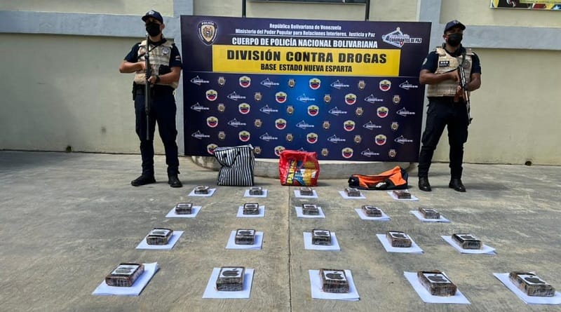 Narcotraficantes huyeron en lancha abandonando un cargamento de drogas en Margarita