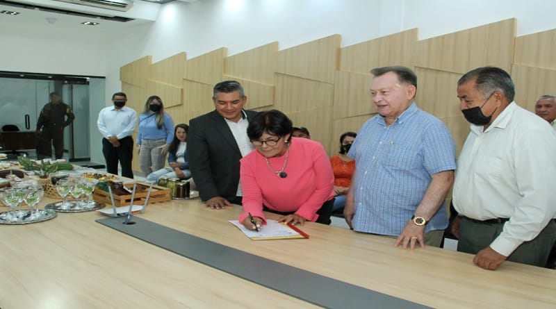 Gobernación de Nueva Esparta estableció convenio con BNC en apoyo a emprendedores