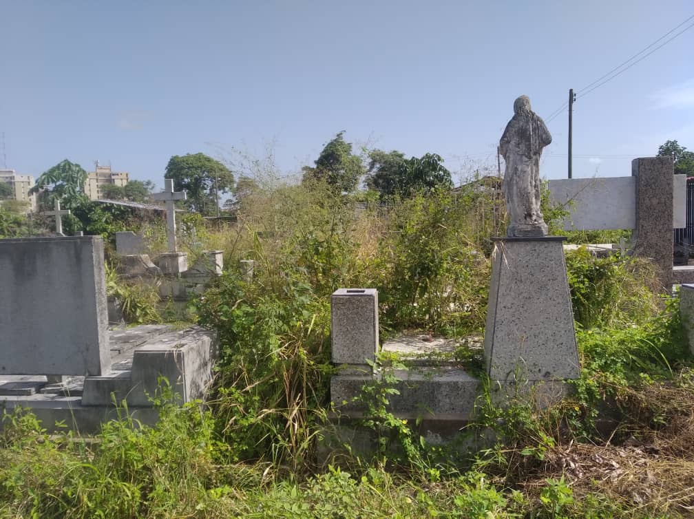 Denunciaron abandono del cementerio viejo de Maturín