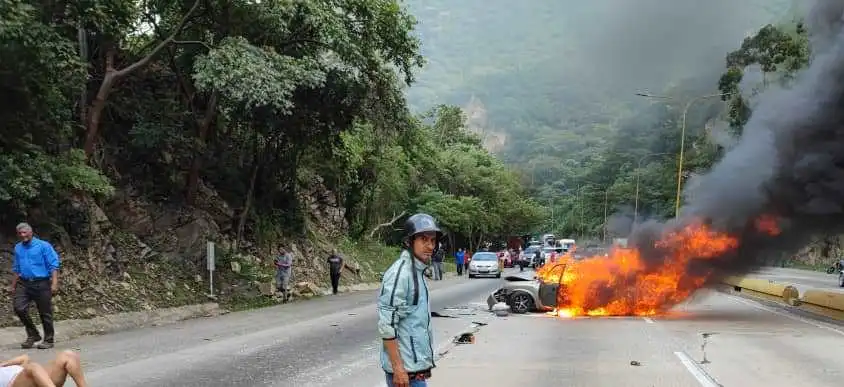 3 heridos y un fallecido en accidente automovilístico en Puerto Cabello