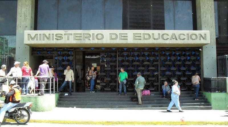 Ministra de Educación confirmó inicio de nuevo año escolar el 3 de octubre