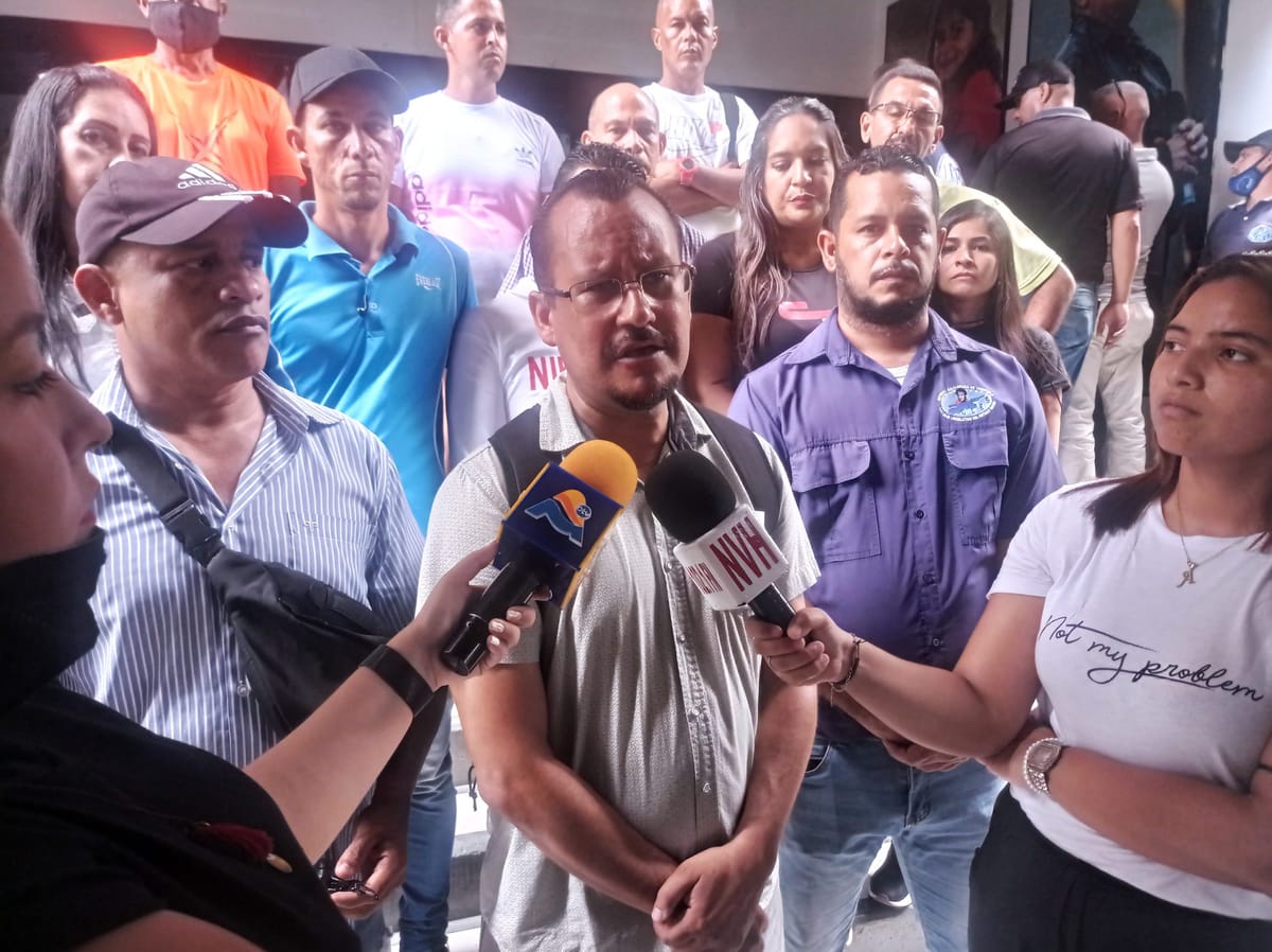 118 trabajadores del Cles exigieron el pago de compromisos laborales